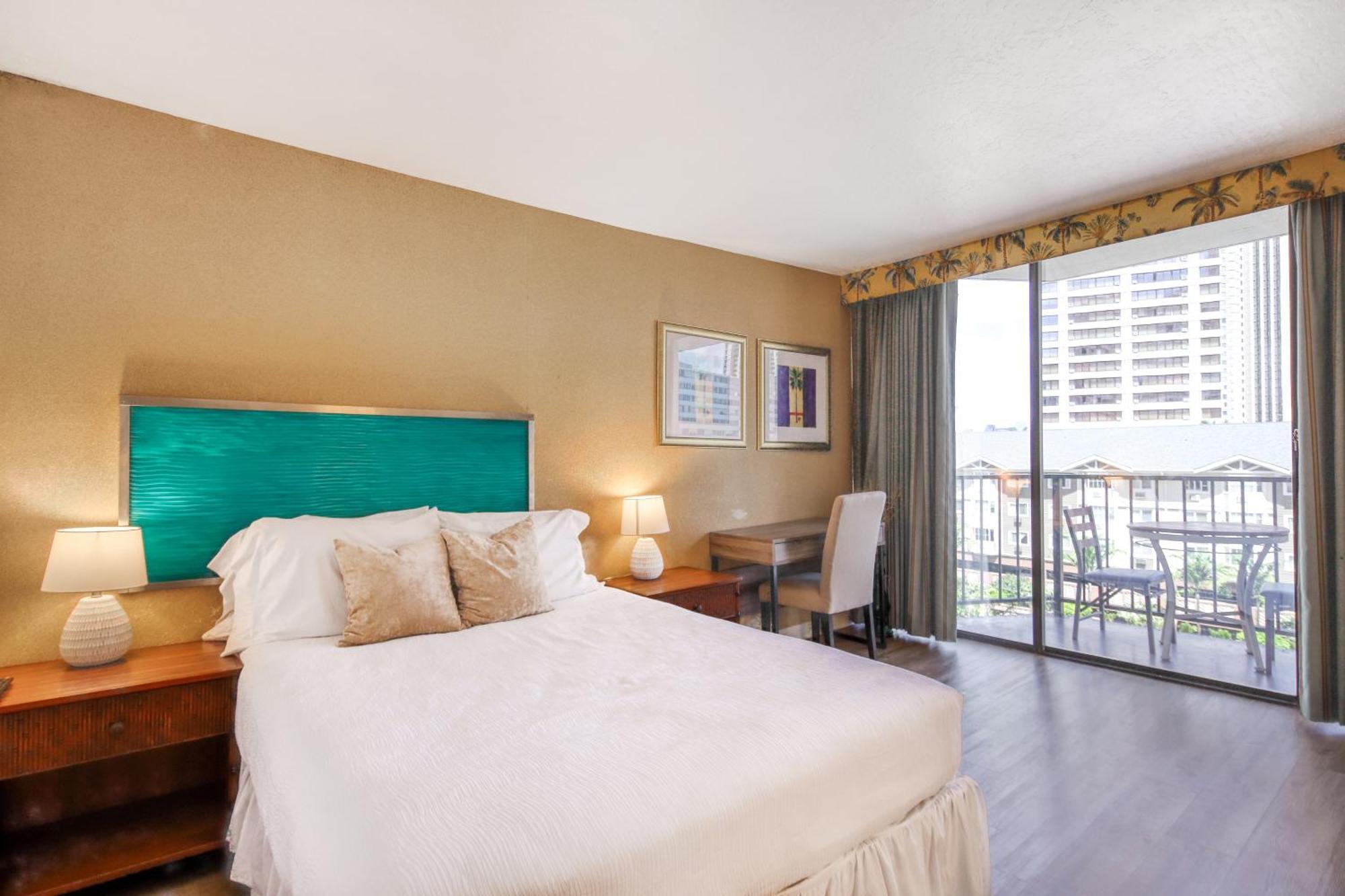 Apartments At Palms Waikiki Honolulu Room photo